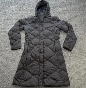 The North Face Women’s Black 550 Down Hooded Long Parka Jacket Coat Small Winter thumbnail 1
