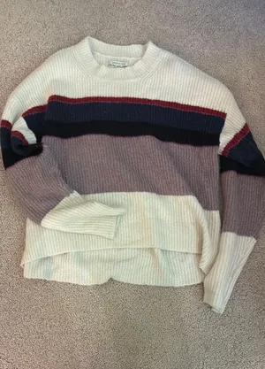 American Eagle Sweater thumbnail 1