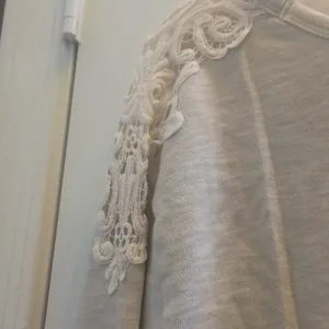 FINAL MARKDOWN Hollister French Terry Top (L) thumbnail 3