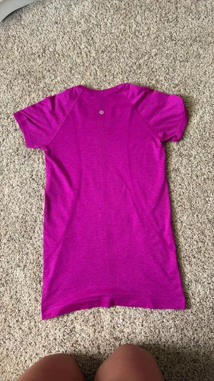 Lululemon Shirt Tech Swiftly Short Sleeve thumbnail 2