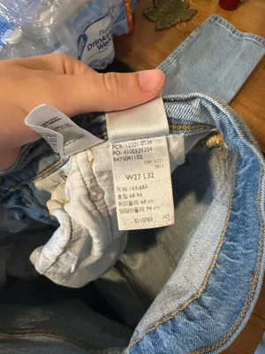 Levi’s Straight Leg Jeans thumbnail 2