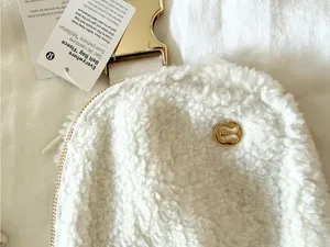 NWT • Lululemon Sherpa Everywhere Belt Bag thumbnail 3
