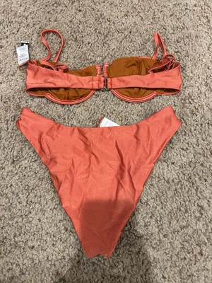 Dippin daisy bikini set thumbnail 2