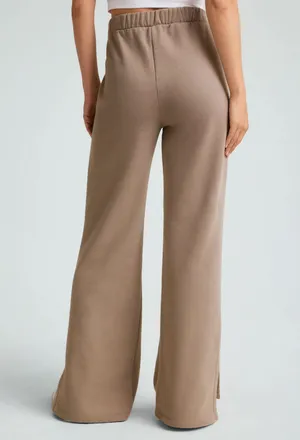 Beyond Yoga Sweatpants thumbnail 1