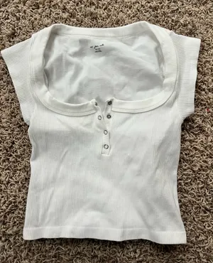 Urban Outfitters Top thumbnail 1