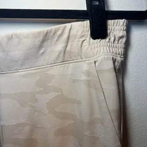 Athleta Brooklyn Jogger Pants Abalone Beige Camo Athletic Pockets Stretch Fall 8 thumbnail 4