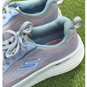 Skechers GOrun Max Cushioning Delta Womens 8.5 Blue Pink Running Shoes thumbnail 10