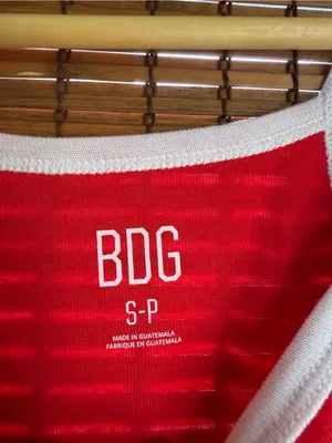 BDG Urban Outfitters Mia España Red Graphic Cropped Cami Tank Top S thumbnail 6