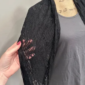 NWT Free People x Do Everything In Love Black Lace Fringe Kimono‎ Shawl Cardigan thumbnail 4