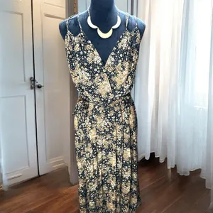 Rebecca B. Floral Maxi Dress‎ Women's Size 10 Black Tan Boho Sleeveless Wrap thumbnail 2
