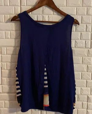 FreeBird woman’s Tank top with opening in the back thumbnail 5