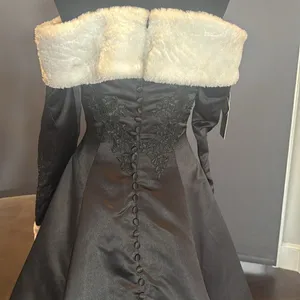 Women’s Black Off the Shoulder Christmas Holiday Winter Dress Train Size 2 NWT thumbnail 6
