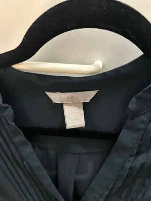 H&M blue pleated work top thumbnail 4