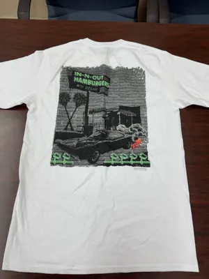 In-N-Out Las Vegas White Graphic Tee Shirt Size Medium thumbnail 3