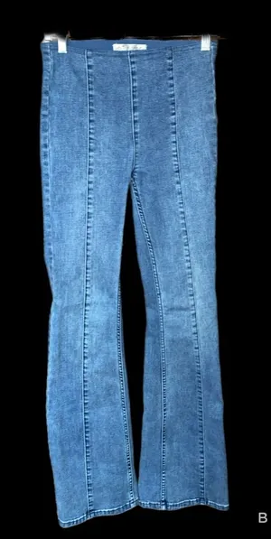 Free People~We the Free jeans thumbnail 1