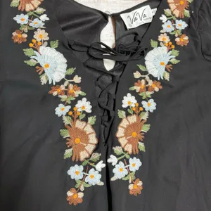 Va Va Joy Han Womens Small Black Embroidered Floral Midi Dress Retro Bell Sleeve thumbnail 7