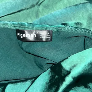 Amazon New - Green Emerald Satin Slit Dress L thumbnail 2
