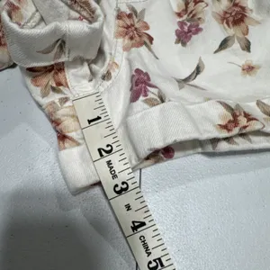 American Eagle Mom Short Womens 4 High Waist Cuffed Pleated Off White Floral thumbnail 11