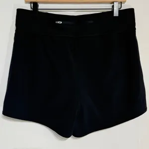 GOAT USA Womens Woven Athletic Gym Running‎ Shorts LARGE Black Lined Zip Pocket thumbnail 6