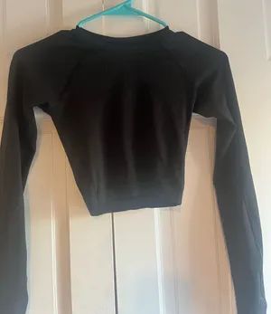 Lululemon Swiftly Long Sleeve Cropped Tech thumbnail 1