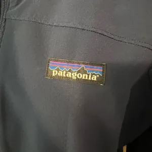 Patagonia Navy Full-Zip Softshell Jacket Women’s M UnitedHealthcare Children’s thumbnail 5