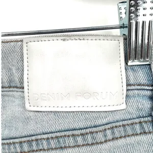 Aritzia Denim Forum The Arlo High Rise Straight Jeans Size 29 Light Wash GUC thumbnail 7