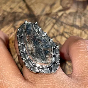 Rough Kyanite Ring Size 7 Black thumbnail 1