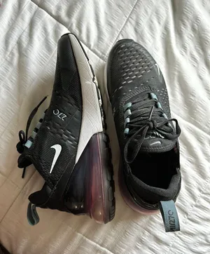 Nike Air Max 270 thumbnail 1