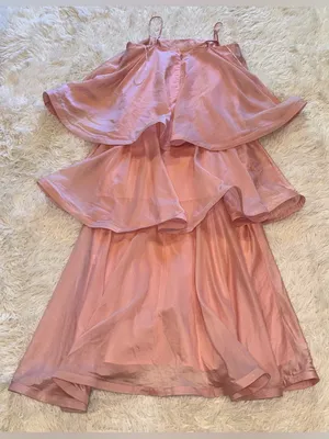 NEW Elliatt Tilly Tiered Maxi Dress blush pale pink satin fabric Sz M thumbnail 8