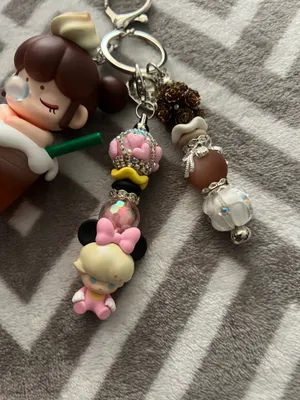 Nanci Frosty Milk Coffee Vinyl Figure Keychain thumbnail 3