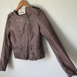 J2 by JouJou Vintage y2k 2000's Moto Jacket Brown Cropped Faux Leather Size XS thumbnail 3