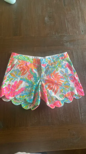Lilly Pulitzer Shorts Buttercup Scalloped thumbnail 2