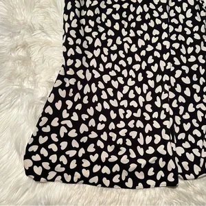 Ann Taylor Women's Size XS Pull On‎ A-Line Skirt Black White Heart Print Midi thumbnail 8