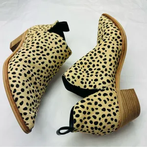Dolce Vita Black and Cream Ankle Booties thumbnail 7