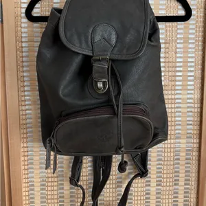 Doma Outback Mickey Mouse leather Vintage style hiking backpack travel sack thumbnail 2