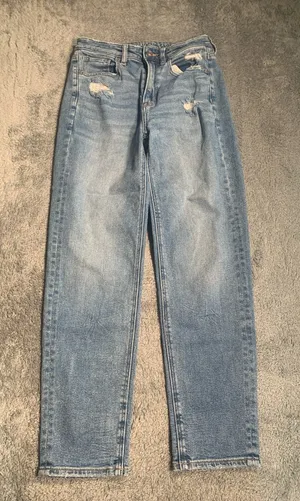American Eagle Outfitters mom straight jeans thumbnail 1