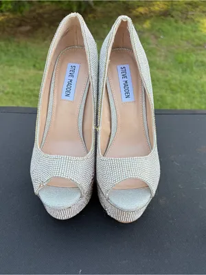 Steve Madden Silver Crystal Peep-Toe Platform Heels Sz 6 see pics for condition thumbnail 2