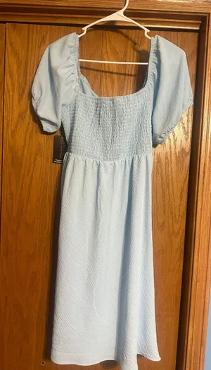 Baby blue dress thumbnail 3