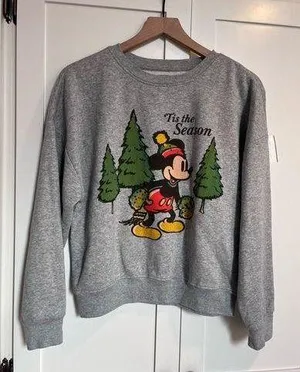 Disney Christmas crew thumbnail 1