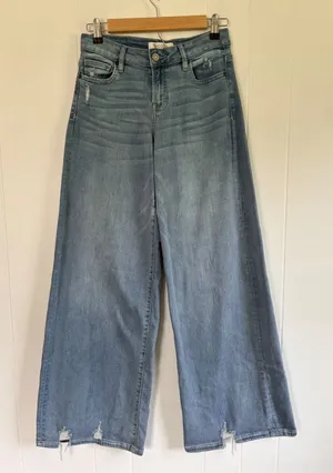 Hidden Los Angeles Wide Leg Distressed Light Wash Jeans HD9461-LT Size 26 thumbnail 1