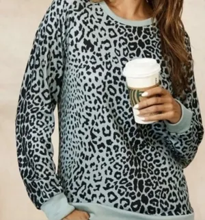 PINK Victoria’s Secret Cheetah Print Oversized Aqua/ Black Chunky Sweater Medium thumbnail 1