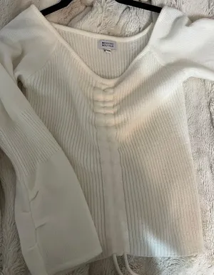 Beginning Boutique White Knit Top thumbnail 3