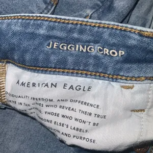 American Eagle Next Level Stretch Crop Jegging Distressed Ripped Blue Jeans 10 thumbnail 12