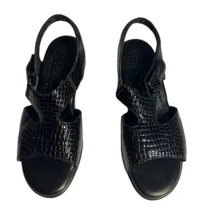 SAS Suntimer Women’s 8M Black Croc Print Leather Slingback Sandal Shoes thumbnail 1