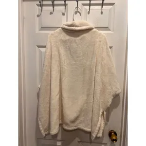 Easel Women Cream Plush Fleece‎ Cowl Neck Poncho Pullover Sweater Large Ivory thumbnail 5