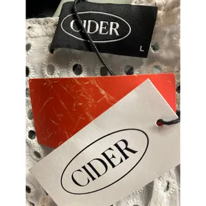 Cider Women's Size Large Eyelet Embroidered Mini Dress White Black Zip Up NWT thumbnail 5