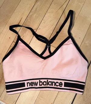 New balance sports bra  thumbnail 1
