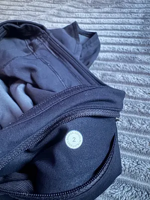 Lululemon Shorts Hotty Hot 4" thumbnail 4