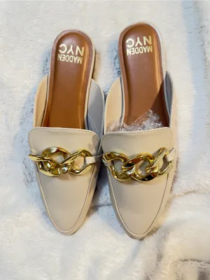 Madden NYC Women's Almond Toe Mules with Gold-Tone Chain Size 8.5-new! thumbnail 5