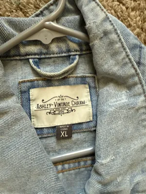 Ashley-Vintage Charm Jean Jacket thumbnail 2